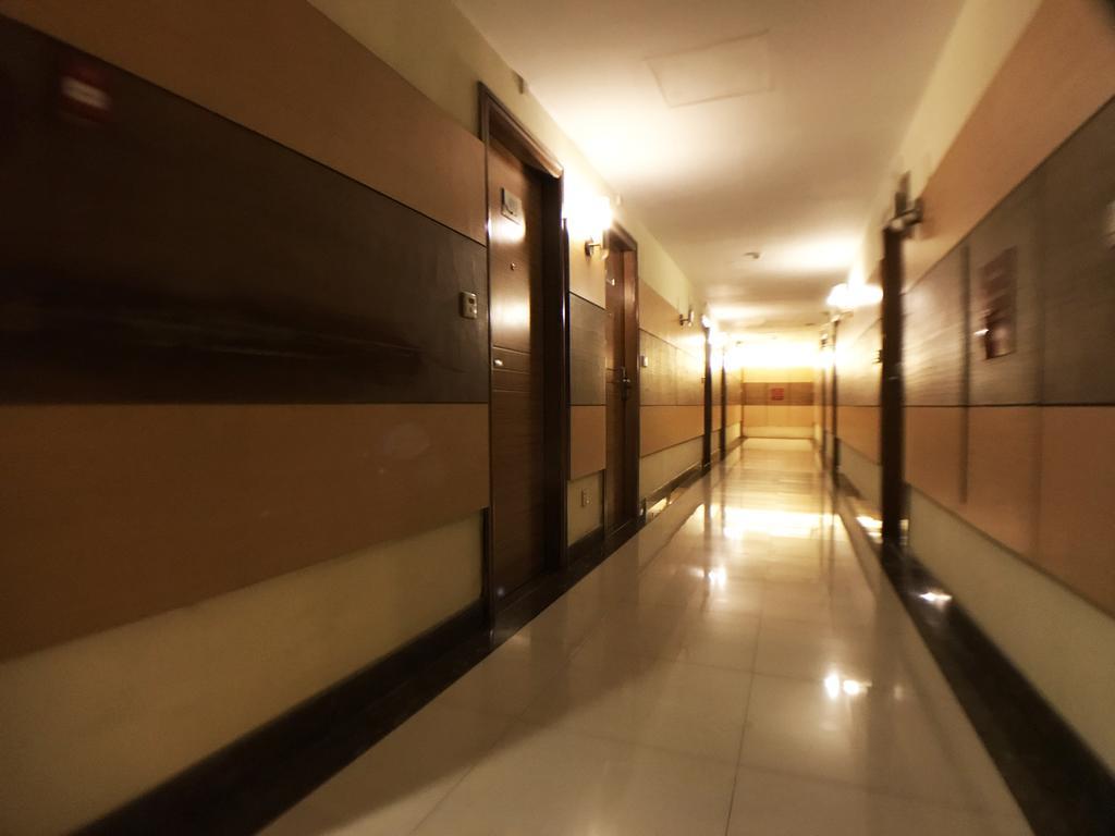 Discovery Hotel Пномпень Екстер'єр фото